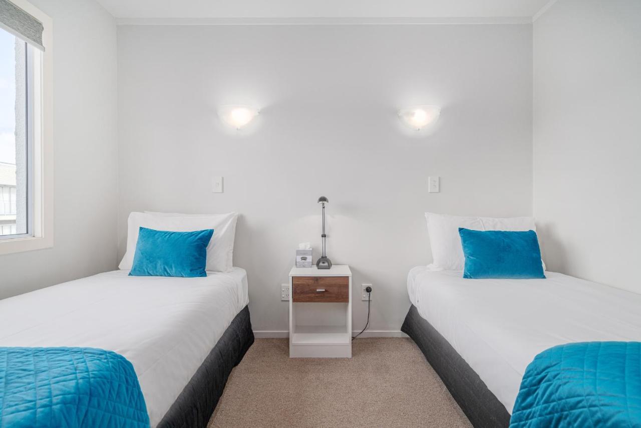 Waterfront Apartments Whitianga Exterior photo