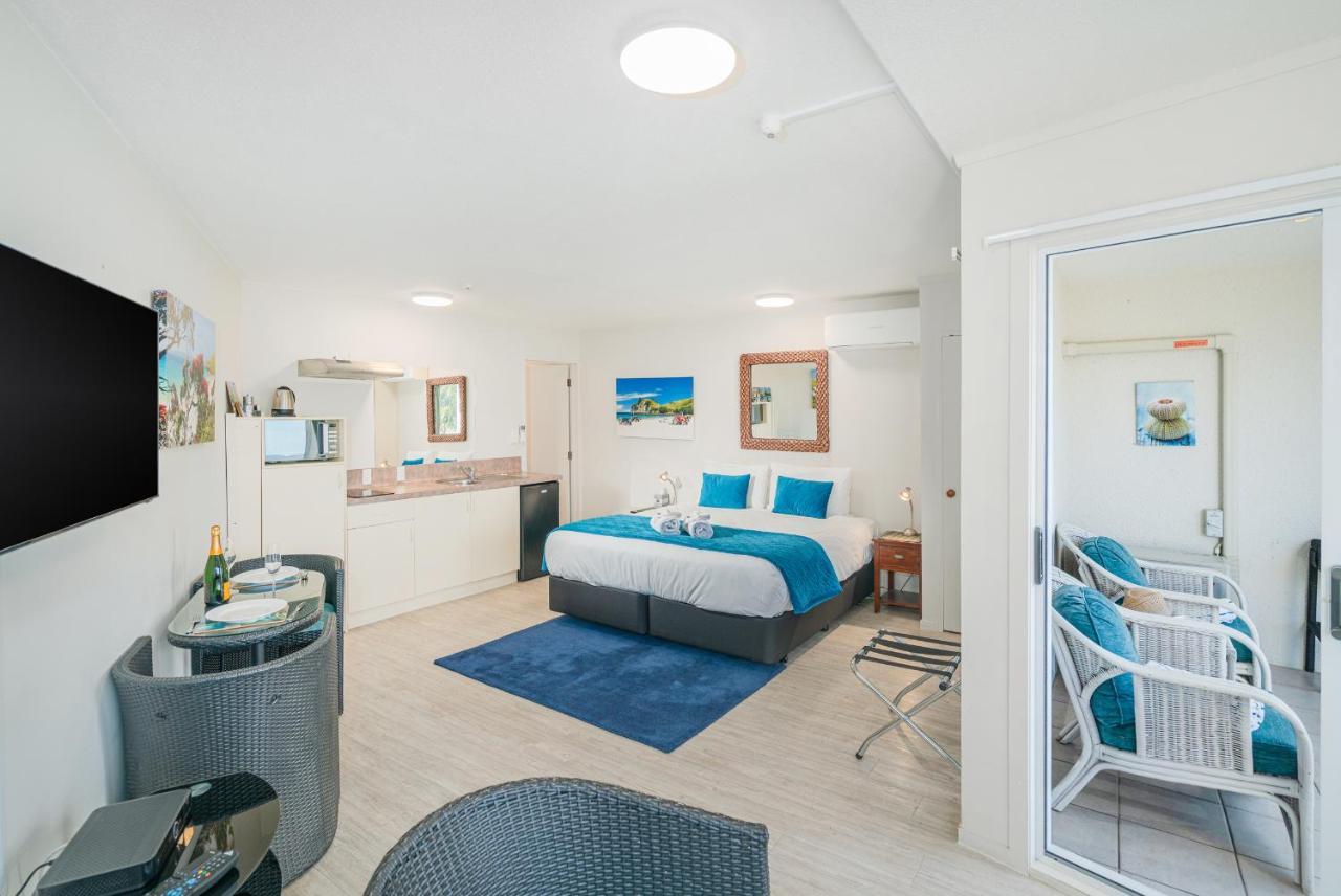 Waterfront Apartments Whitianga Exterior photo